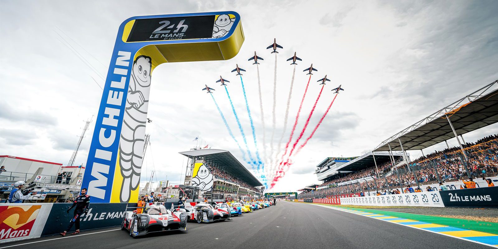 24 HEURES DU MANS départ