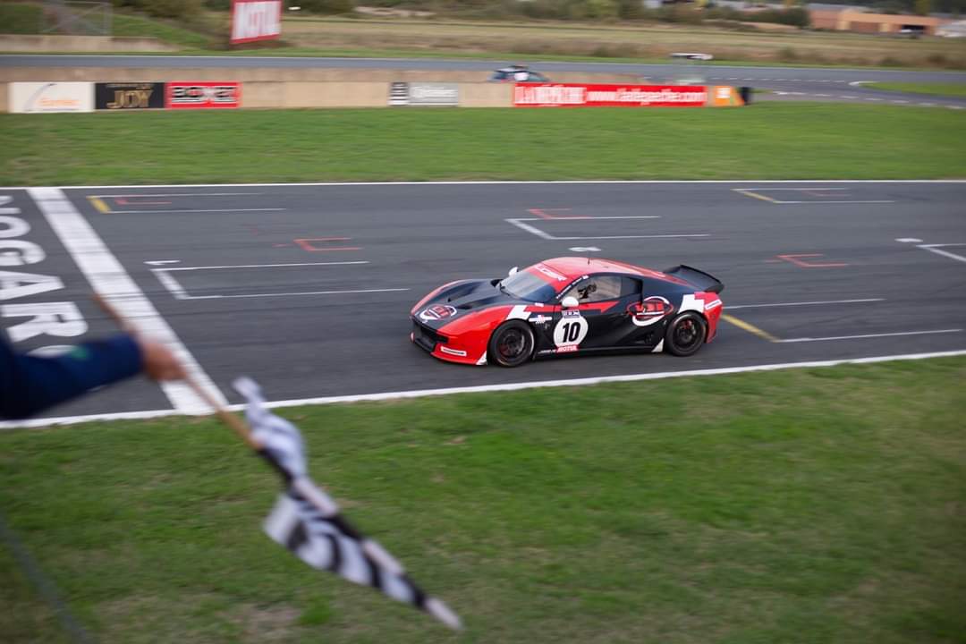 Victoire et doublé de la course 1 Nogaro ligier js cup